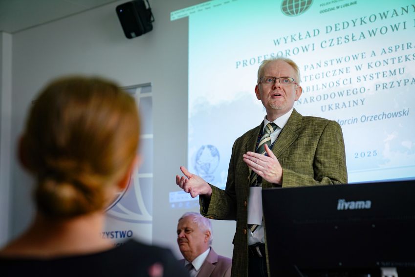 Wykład dedykowany Profesorowi Czesławowi Majowi